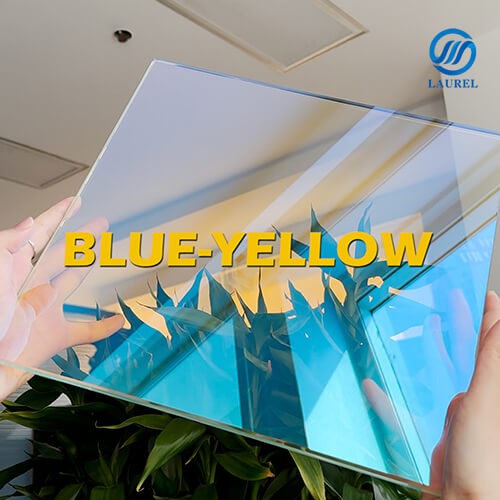 Vetro colorato dicroico